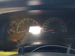 1997 Dodge Dakota z VIN 1B7GL23Y0VS153508, wystawiony jako IAAI lot #41610079 z przebiegiem 266 645 mil mil oraz . Historia ofert i sprzedaży dostępna na DreamBid. Obrazek 7.