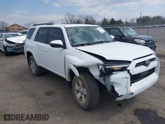 2022 Toyota 4Runner SR5 with VIN JTEMU5JR7N6028362, listed as a IAAI auction lot 41824868 with 68,496 mi miles and . Bid and sale history available at DreamBid. Image 1.