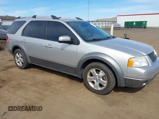 2007 Ford Freestyle SEL z VIN 1FMDK05167GA22465, wystawiony jako IAAI lot #42164440 z przebiegiem 238 140 mil mil oraz . Historia ofert i sprzedaży dostępna na DreamBid. Obrazek 1.