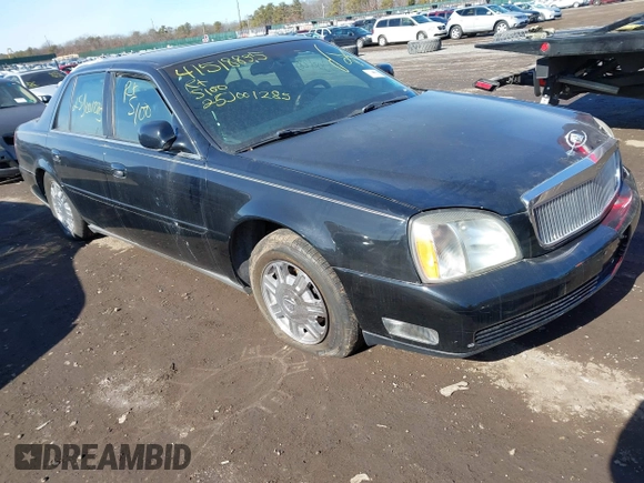 2004 Cadillac DeVille DHS z VIN 1G6KE57YX4U261849, wystawiony jako IAAI lot #41518835 z przebiegiem Nie podano mil oraz . Historia ofert i sprzedaży dostępna na DreamBid. Obrazek 1.