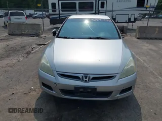 2007 Honda Accord LX z VIN 1HGCM564X7A169294, wystawiony jako IAAI lot #42457941 z przebiegiem 256 692 mil mil oraz . Historia ofert i sprzedaży dostępna na DreamBid. Obrazek 6.