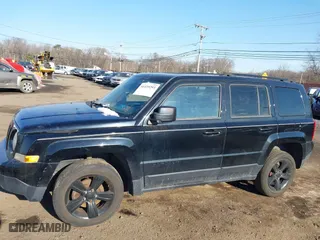 2014 Jeep Patriot Sport with VIN 1C4NJPBA3ED888275, listed as a IAAI auction lot 41439293 with 149,129 mi miles. Bid and sale history available at carsss.com. Image 14.