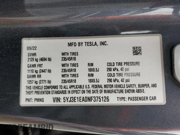 2022 Tesla Model 3 z VIN 5YJ3E1EA0NF375126, wystawiony jako Copart lot #53294925 z przebiegiem 28 318 mil mil oraz Szkoda całkowita • Salvage title. Historia ofert i sprzedaży dostępna na DreamBid. Obrazek 13.