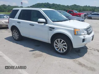 2012 Land Rover LR2 HSE z VIN SALFR2BN8CH307063, wystawiony jako IAAI lot #42465462 z przebiegiem 137 404 mil mil oraz . Historia ofert i sprzedaży dostępna na DreamBid. Obrazek 1.