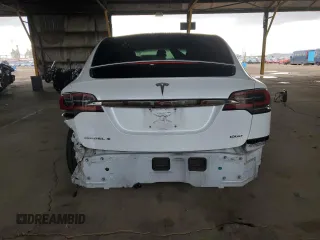 2018 Tesla Model X 75D with VIN 5YJXCBE23JF133589, listed as a Copart auction lot 55573715 with 89,234 mi miles and Salvage Title. Bid and sale history available at DreamBid. Image 6.