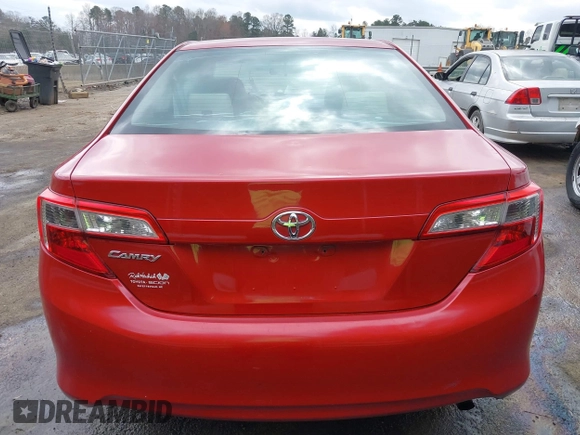 2012 Toyota Camry L with VIN 4T1BF1FK0CU613086, listed as a IAAI auction lot 41846781 with 236,654 mi miles. Bid and sale history available at carsss.com. Image 16.