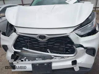 2022 Toyota Highlander L with VIN 5TDCZRAH0NS553876, listed as a IAAI auction lot 42174676 with 49,303 mi miles and . Bid and sale history available at DreamBid. Image 11.