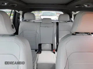 2024 Volkswagen Tiguan SEL R-Line с VIN 3VV4B7AX8RM058000, выставлен на аукционе Copart как лот 56500035 с пробегом 8 572 миль миль и Списание • Salvage title. История ставок и продаж доступна на DreamBid. Изображение 10.