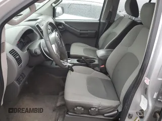 2014 Nissan Xterra X with VIN 5N1AN0NW1EN801139, listed as a Copart auction lot 49270475 with 117,619 mi miles and Salvage Title. Bid and sale history available at DreamBid. Image 7.