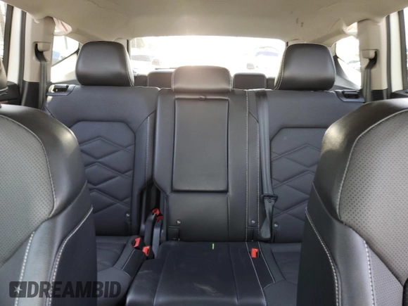 2024 Volkswagen Atlas SE with VIN 1V2WR2CA5RC536517, listed as a Copart auction lot 63795655 with 37,003 mi miles and Clean title. Bid and sale history available at DreamBid. Image 10.