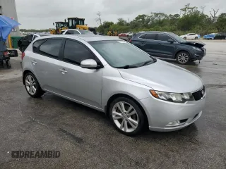 2013 Kia Forte SX с VIN KNAFW5A32D5701398, выставлен на аукционе Copart как лот 59786385 с пробегом 95 607 миль миль и Списание • Salvage title. История ставок и продаж доступна на DreamBid. Изображение 4.