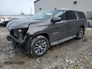 2021 Chevrolet Suburban LS z VIN 1GNSKBKD7MR420989, wystawiony jako Copart lot #46903795 z przebiegiem 40 895 mil mil oraz Szkoda całkowita • Salvage title. Historia ofert i sprzedaży dostępna na DreamBid. Obrazek 1.