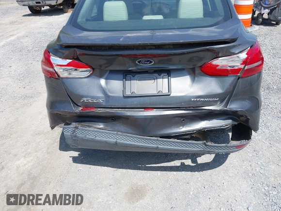 2018 Ford Focus Titanium с VIN 1FADP3J22JL314642, выставлен на аукционе IAAI как лот 42128194 с пробегом 62 787 миль миль и . История ставок и продаж доступна на DreamBid. Изображение 19.