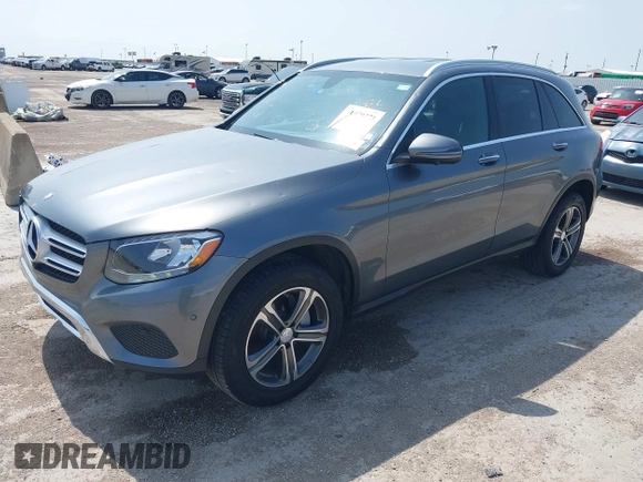 2016 Mercedes-Benz GLC with VIN WDC0G4JB4GF084697, listed as a IAAI auction lot 41929271 with 129,146 mi miles. Bid and sale history available at carsss.com. Image 2.