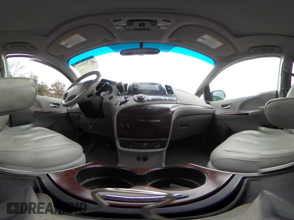 2013 Toyota Sienna XLE AAS с VIN 5TDYK3DC8DS375852, выставлен на аукционе IAAI как лот 41519437 с пробегом 91 828 миль миль и . История ставок и продаж доступна на DreamBid. Изображение 18.