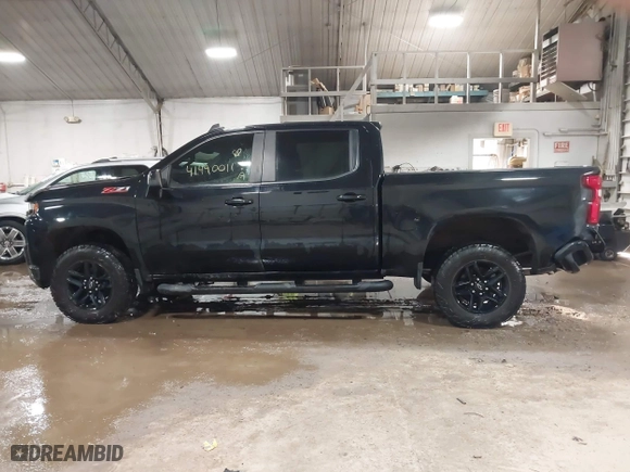 2019 Chevrolet Silverado 1500 LT Trail Boss with VIN 1GCPYFED0KZ399710, listed as a IAAI auction lot 41490011 with 64,716 mi miles. Bid and sale history available at carsss.com. Image 14.