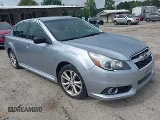 2013 Subaru Legacy Limited z VIN 4S3BMBP66D3002360, wystawiony jako IAAI lot #42332954 z przebiegiem 112 918 mil mil oraz . Historia ofert i sprzedaży dostępna na DreamBid. Obrazek 1.