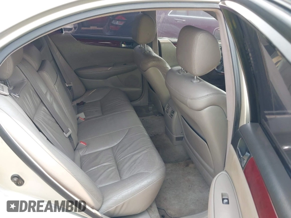 2004 Lexus ES 350 z VIN JTHBA30G145000388, wystawiony jako IAAI lot #42417373 z przebiegiem 294 899 mil mil oraz . Historia ofert i sprzedaży dostępna na DreamBid. Obrazek 8.