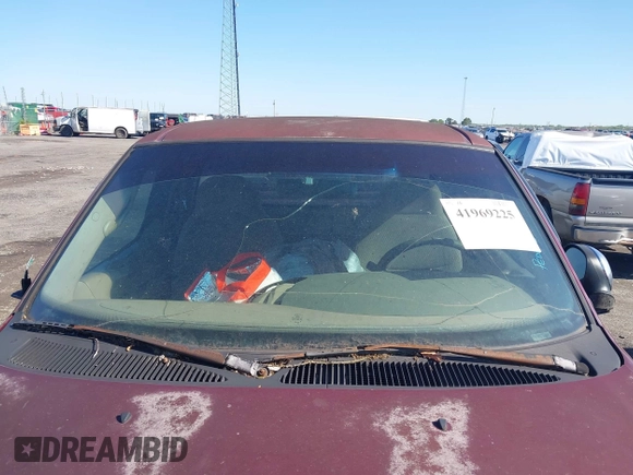 1997 Ford F-150 with VIN 1FTDF1728VKC04974, listed as a IAAI auction lot 41969225 with 159,375 mi miles and . Bid and sale history available at DreamBid. Image 15.