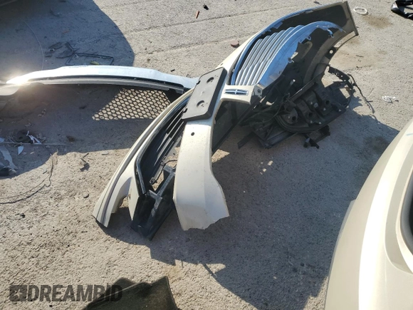 2016 Lincoln MKZ z VIN 3LN6L2G99GR610812, wystawiony jako Copart lot #52916045 z przebiegiem 181 235 mil mil oraz Szkoda całkowita • Salvage title. Historia ofert i sprzedaży dostępna na DreamBid. Obrazek 14.