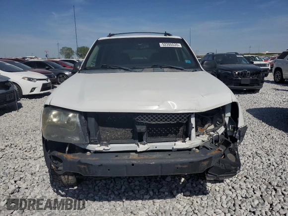 2006 Chevrolet TrailBlazer LS with VIN 1GNDT13S362343434, listed as a Copart auction lot 52205535 with 190,043 mi miles and Salvage Title. Bid and sale history available at DreamBid. Image 5.