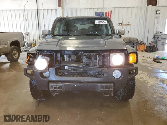 2007 Hummer H3 SUV with VIN 5GTDN13E678118560, listed as a Copart auction lot 74091454 with 196,504 mi miles and Non Repairable. Bid and sale history available at carsss.com. Image 5.