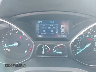 2015 Ford Escape SE with VIN 1FMCU0G78FUB96030, listed as a IAAI auction lot 41949876 with 172,940 mi miles. Bid and sale history available at carsss.com. Image 7.