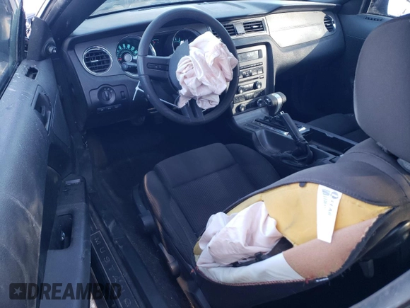 2011 Ford Mustang V6 with VIN 1ZVBP8AM8B5163034, listed as a Copart auction lot 83619534 with 112,949 mi miles and Salvage title. Bid and sale history available at DreamBid. Image 8.