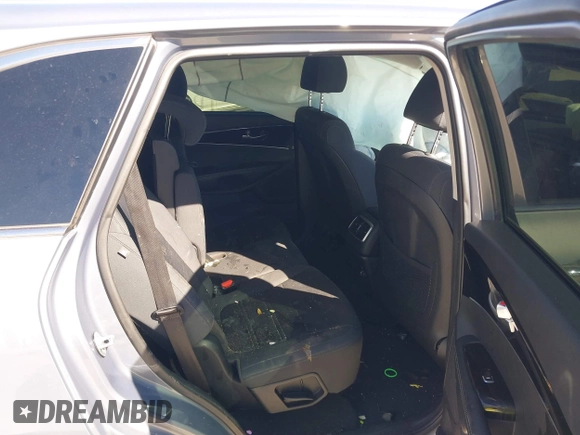 2019 Kia Sorento L with VIN 5XYPG4A3XKG605229, listed as a IAAI auction lot 41827291 with 59,594 mi miles. Bid and sale history available at carsss.com. Image 8.
