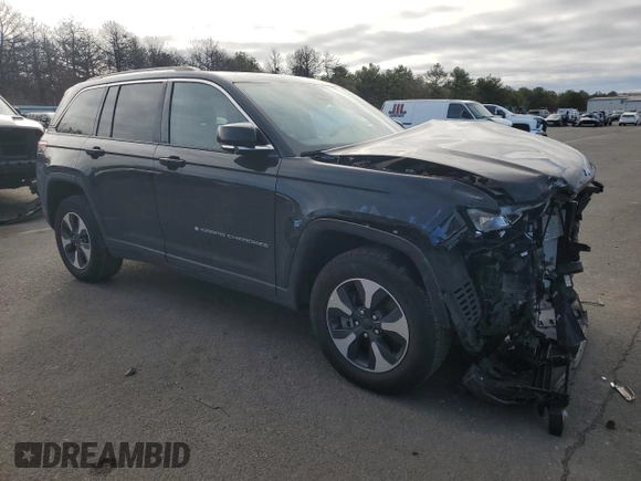 2024 Jeep Grand Cherokee with VIN 1C4RJYB66RC681295, listed as a Copart auction lot 49209175 with 17,334 mi miles and Salvage title. Bid and sale history available at DreamBid. Image 4.