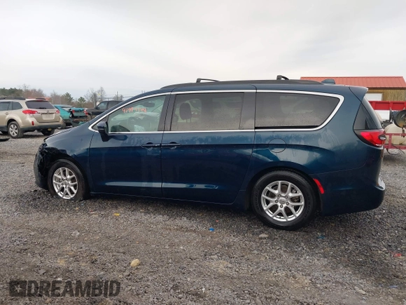 2022 Chrysler Pacifica Touring L with VIN 2C4RC1BG6NR128514, listed as a IAAI auction lot 41994944 with 67,555 mi miles and . Bid and sale history available at DreamBid. Image 15.