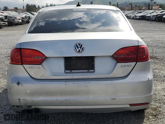 2011 Volkswagen Jetta Sedan SE w/Convenience & Sunroof PZEV with VIN 3VWDZ7AJ0BM369042, listed as a Copart auction lot 51161705 with 187,973 mi miles and Salvage Title. Bid and sale history available at carsss.com. Image 6.