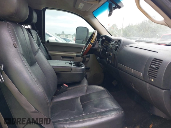 2012 Chevrolet Silverado 1500 LT with VIN 1GCRKSE77CZ229990, listed as a IAAI auction lot 42005336 with 229,317 mi miles. Bid and sale history available at carsss.com. Image 5.