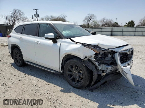 2022 Toyota Highlander L with VIN 5TDCZRAH8NS559649, listed as a Copart auction lot 48995005 with 51,958 mi miles and Salvage title. Bid and sale history available at DreamBid. Image 4.