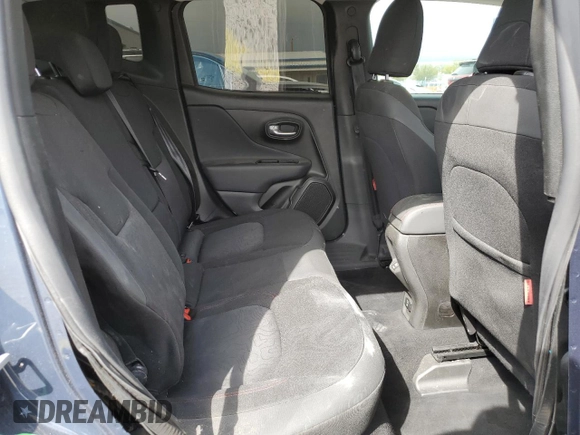 2021 Jeep Renegade Trailhawk с VIN ZACNJDC16MPM92268, выставлен на аукционе Copart как лот 51548315 с пробегом 34 842 миль миль и Списание • Salvage title. История ставок и продаж доступна на DreamBid. Изображение 12.