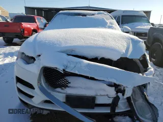2019 Jaguar F-Pace 25t with VIN SADCS2FX0KA391899, listed as a Copart auction lot 42417155 with 103,728 mi miles and Salvage title. Bid and sale history available at DreamBid. Image 5.