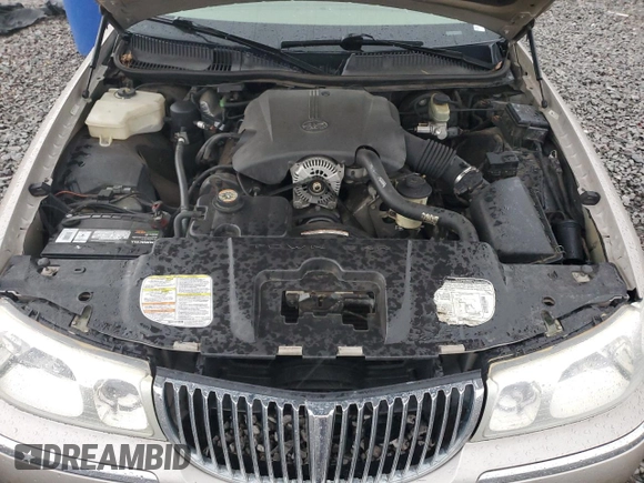 2000 Lincoln Town Car Signature with VIN 1LNHM82W2YY770068, listed as a Copart auction lot 44062385 with 109,941 mi miles and Salvage title. Bid and sale history available at DreamBid. Image 13.
