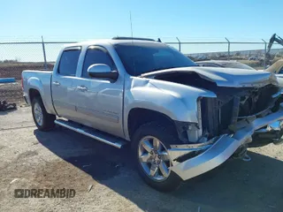2013 GMC Sierra 1500 SLT с VIN 3GTP2WE78DG323280, выставлен на аукционе IAAI как лот 41148621 с пробегом 143 491 миль миль и . История ставок и продаж доступна на DreamBid. Изображение 1.
