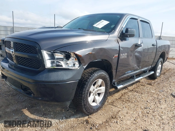 2018 Ram 1500 Express z VIN 1C6RR7KT0JS276527, wystawiony jako IAAI lot #41967968 z przebiegiem 200 964 mil mil oraz . Historia ofert i sprzedaży dostępna na DreamBid. Obrazek 17.