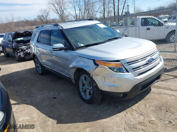 2015 Ford Explorer Limited with VIN 1FM5K8F81FGB60637, listed as a IAAI auction lot 41804716 with 115,501 mi miles. Bid and sale history available at carsss.com. Image 1.
