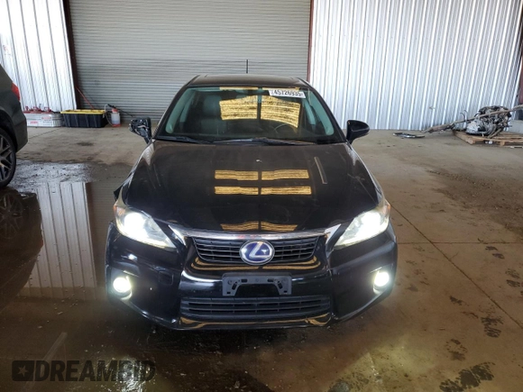 2013 Lexus CT 200h z VIN JTHKD5BH2D2162914, wystawiony jako Copart lot #45726935 z przebiegiem 149 687 mil mil oraz Szkody całkowita. Historia ofert i sprzedaży dostępna na DreamBid. Obrazek 5.