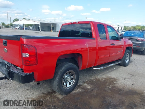 2009 Chevrolet Silverado 1500 LT with VIN 1GCEC29C09Z272241, listed as a IAAI auction lot 41978408 with 180,661 mi miles. Bid and sale history available at carsss.com. Image 4.