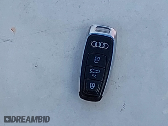 2022 Audi Q7 Premium Plus with VIN WA1LXBF76ND014939, listed as a IAAI auction lot 41925444 with 34,807 mi miles and . Bid and sale history available at DreamBid. Image 11.