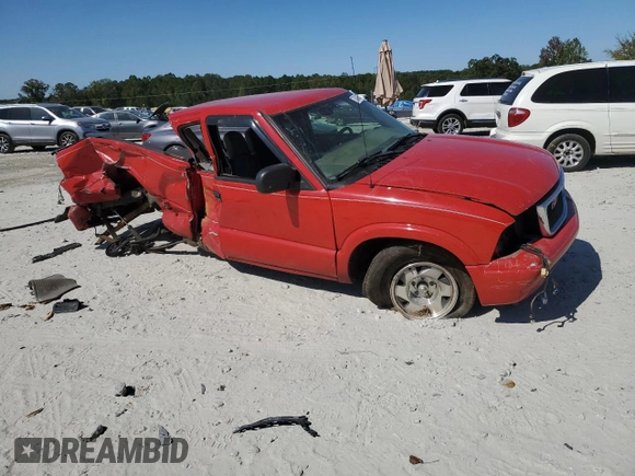 2003 GMC Sonoma SLS z VIN 1GTCS19X138192032, wystawiony jako Copart lot #76230394 z przebiegiem 116 046 mil mil oraz Szkoda całkowita • Salvage title. Historia ofert i sprzedaży dostępna na DreamBid. Obrazek 4.