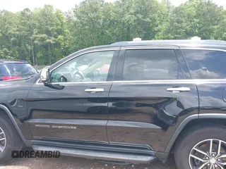 2017 Jeep Grand Cherokee Limited with VIN 1C4RJFBG8HC627895, listed as a IAAI auction lot 42477944 with 115,165 mi miles and . Bid and sale history available at DreamBid. Image 14.