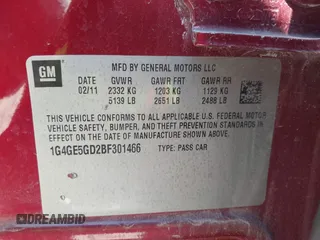 2011 Buick LaCrosse CXS with VIN 1G4GE5GD2BF301466, listed as a IAAI auction lot 40311800 with 117,397 mi miles. Bid and sale history available at carsss.com. Image 9.