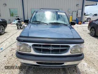 1998 Ford Explorer XLT z VIN 1FMZU32E6WUD38246, wystawiony jako Copart lot #66407954 z przebiegiem 103 018 mil mil oraz Szkoda całkowita • Salvage title. Historia ofert i sprzedaży dostępna na DreamBid. Obrazek 5.