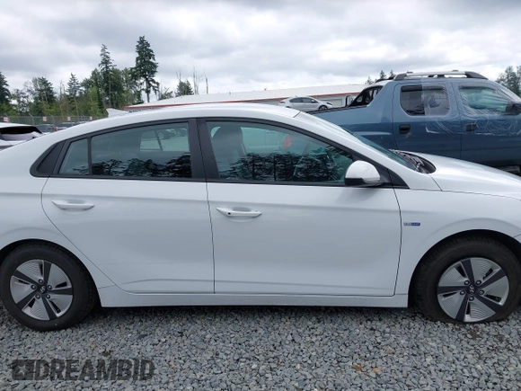 2020 Hyundai Ioniq Blue z VIN KMHC65LC0LU233688, wystawiony jako IAAI lot #42573852 z przebiegiem 61 293 mil mil oraz . Historia ofert i sprzedaży dostępna na DreamBid. Obrazek 14.