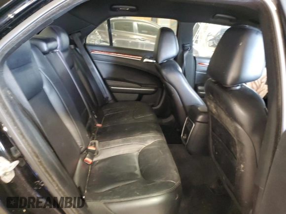 2014 Chrysler 300 z VIN 2C3CCAAG6EH136453, wystawiony jako Copart lot #41767885 z przebiegiem Nie podano mil oraz Szkoda całkowita • Salvage title. Historia ofert i sprzedaży dostępna na DreamBid. Obrazek 10.