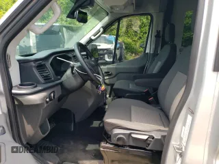2022 Ford Transit with VIN 1FDRU8UG5NKA33889, listed as a Copart auction lot 55999664 with 23,149 mi miles and Salvage Title. Bid and sale history available at DreamBid. Image 7.